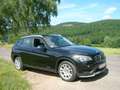 BMW X1 xDrive20i Aut. xLine - nur 76.000 KM - gepflegt Negro - thumbnail 3