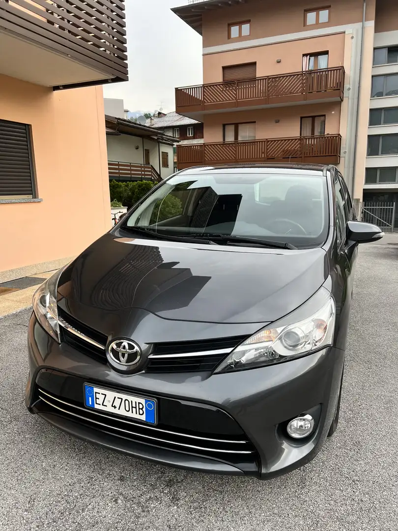 Toyota Verso 1.6 d-4d - 1
