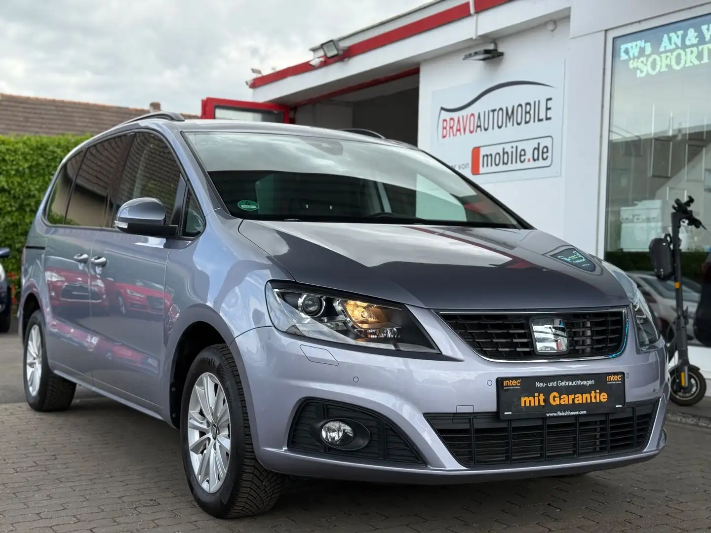 SEAT Alhambra Style XENON/NAVI/KAMERA/CARPLAY/7SITZER Grau - 1