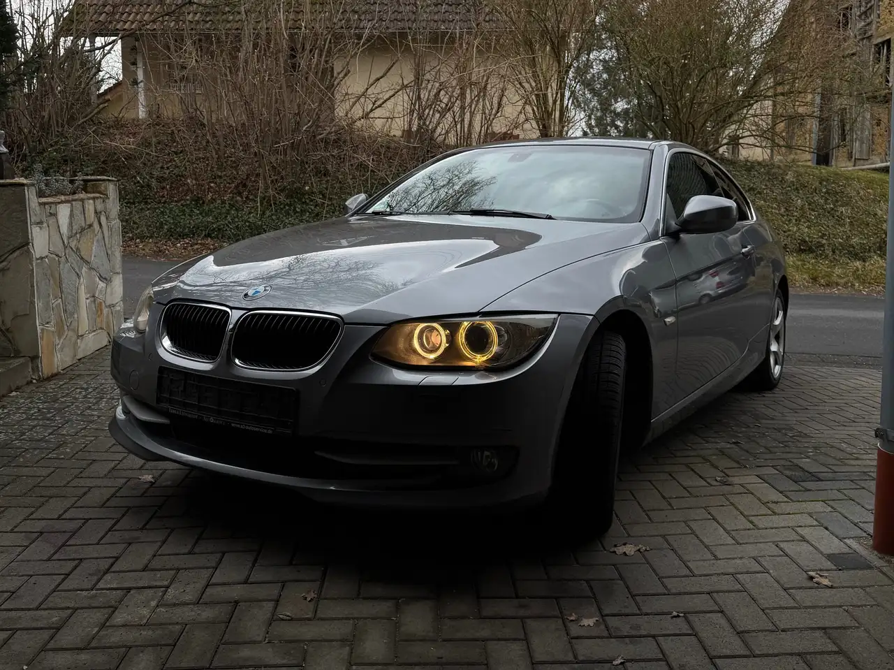 BMW 320