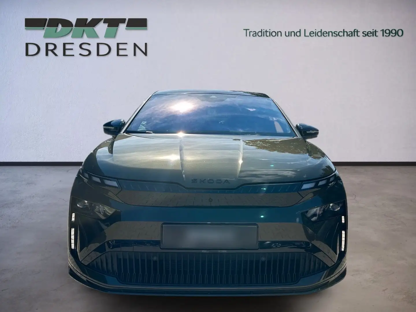 Skoda Enyaq Coupé 85 Sportline/Maxx//Transport/Winter Grün - 2