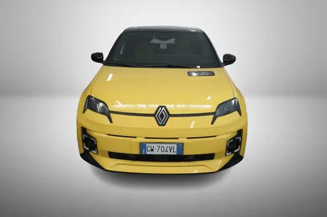 Renault R 5 view 3