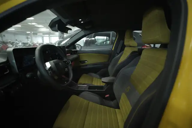 Renault R 5 view 12