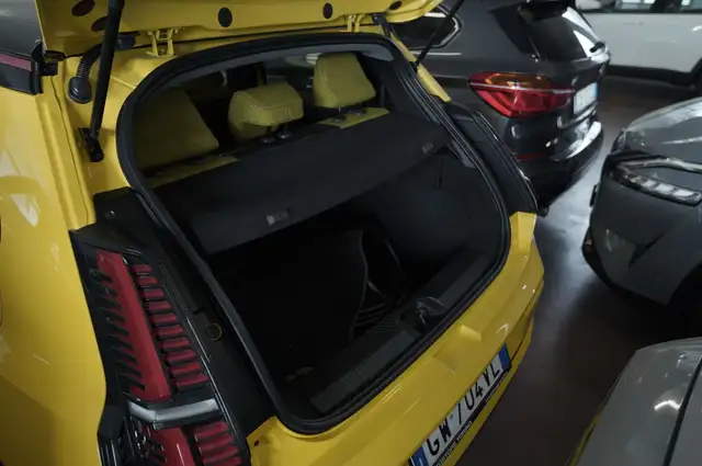 Renault R 5 view 5