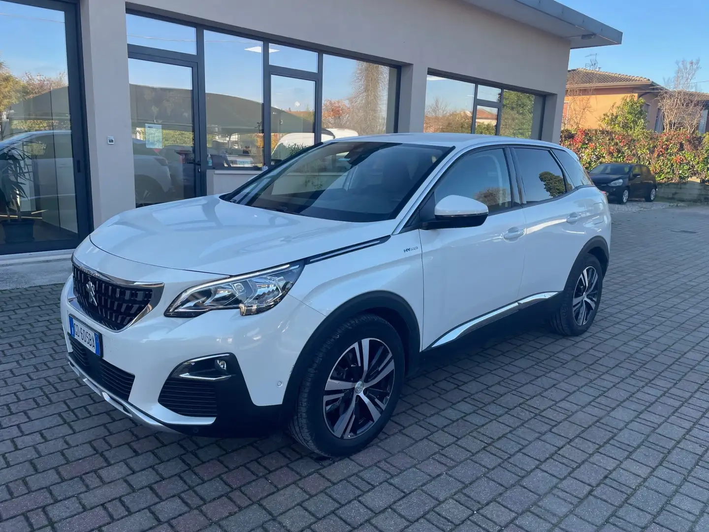 Peugeot 3008 3008 Hybrid 225 e-EAT8 Allure Bianco - 1