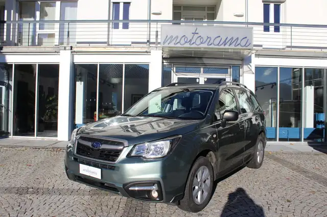 Subaru Forester 2.0D Style