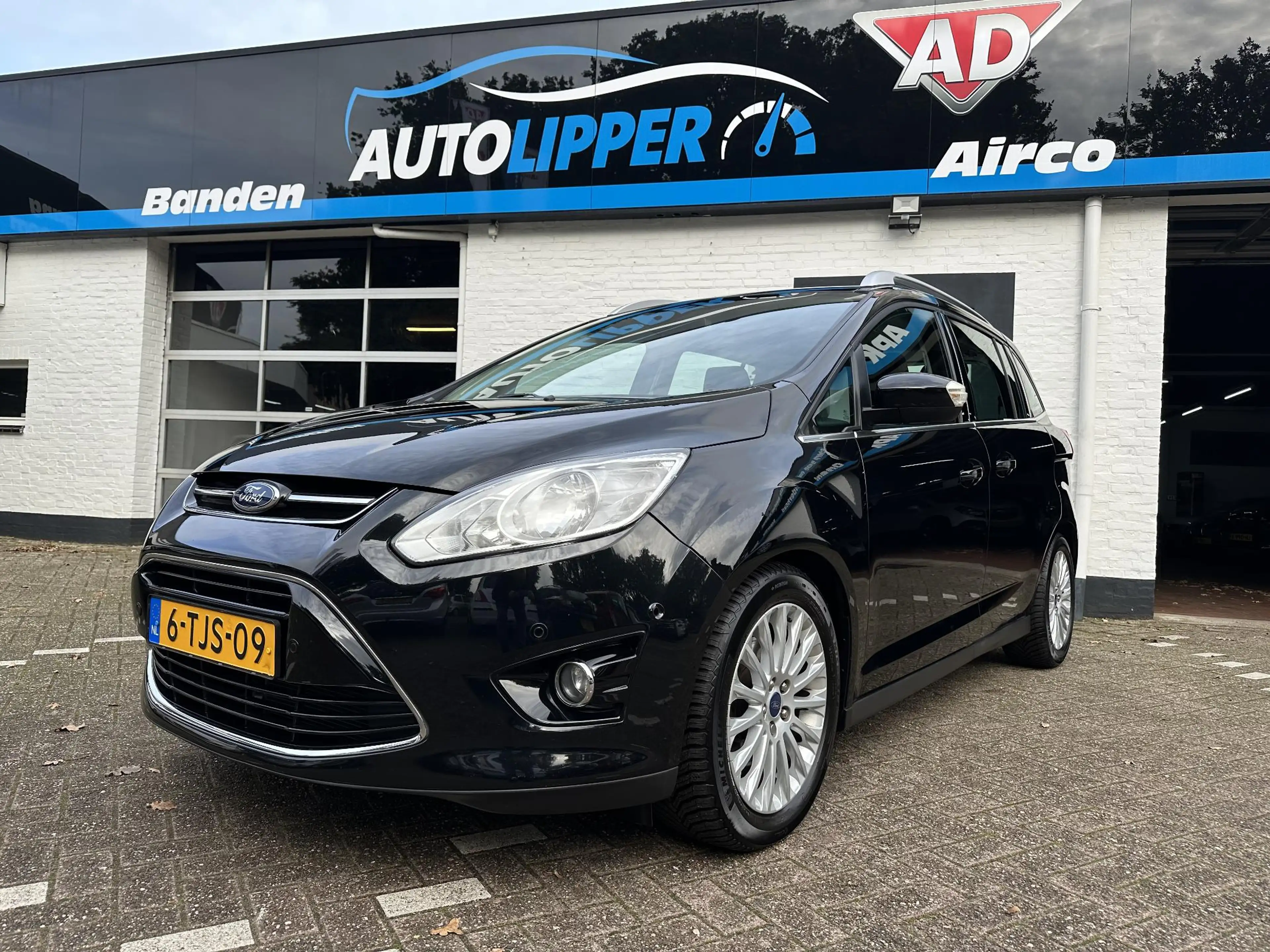 Ford Grand C-Max 1.0 Lease Titanium /Nieuwe apk bij aglevering/came