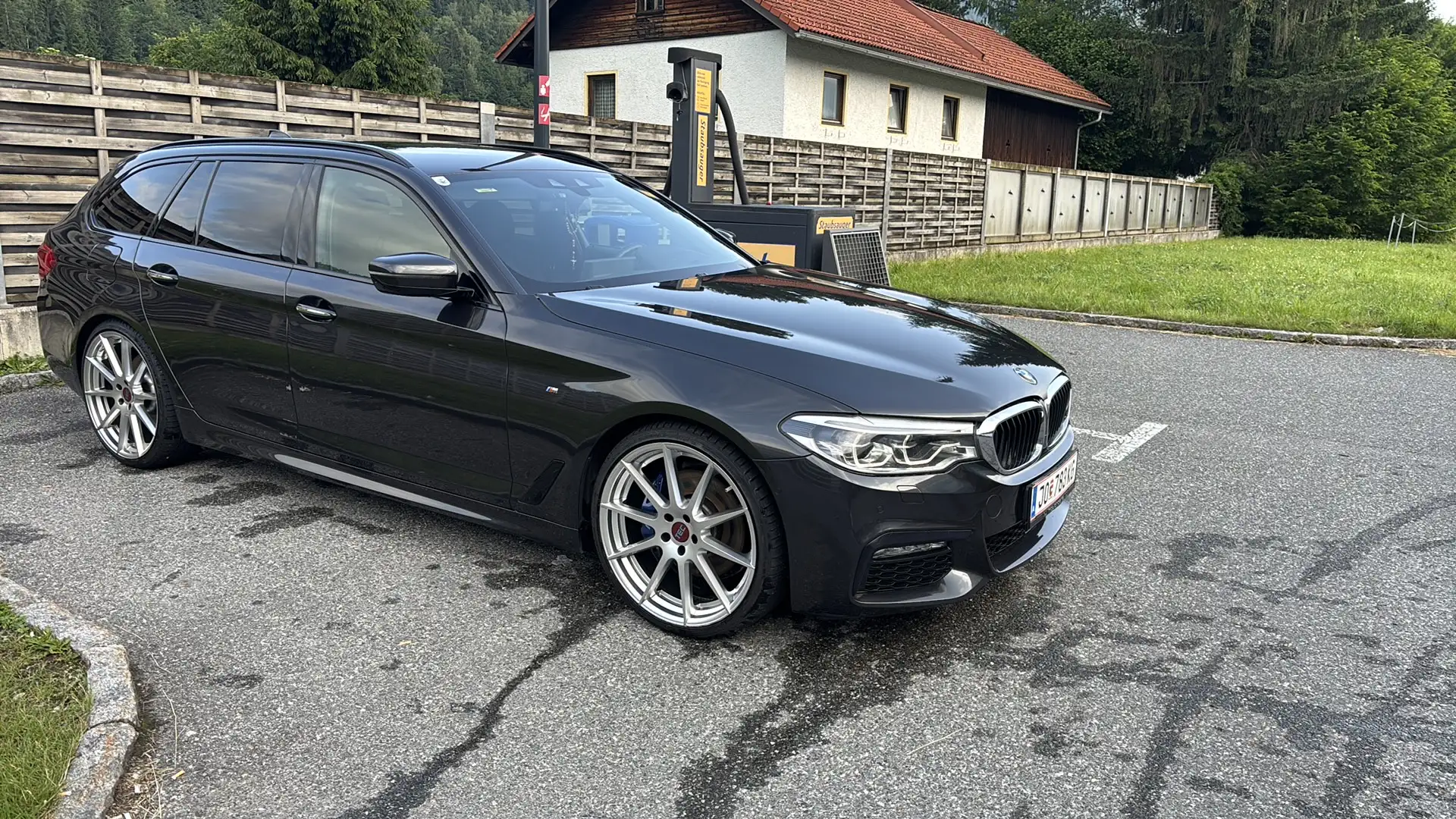 BMW 530 530d xDrive Touring Aut. - 1