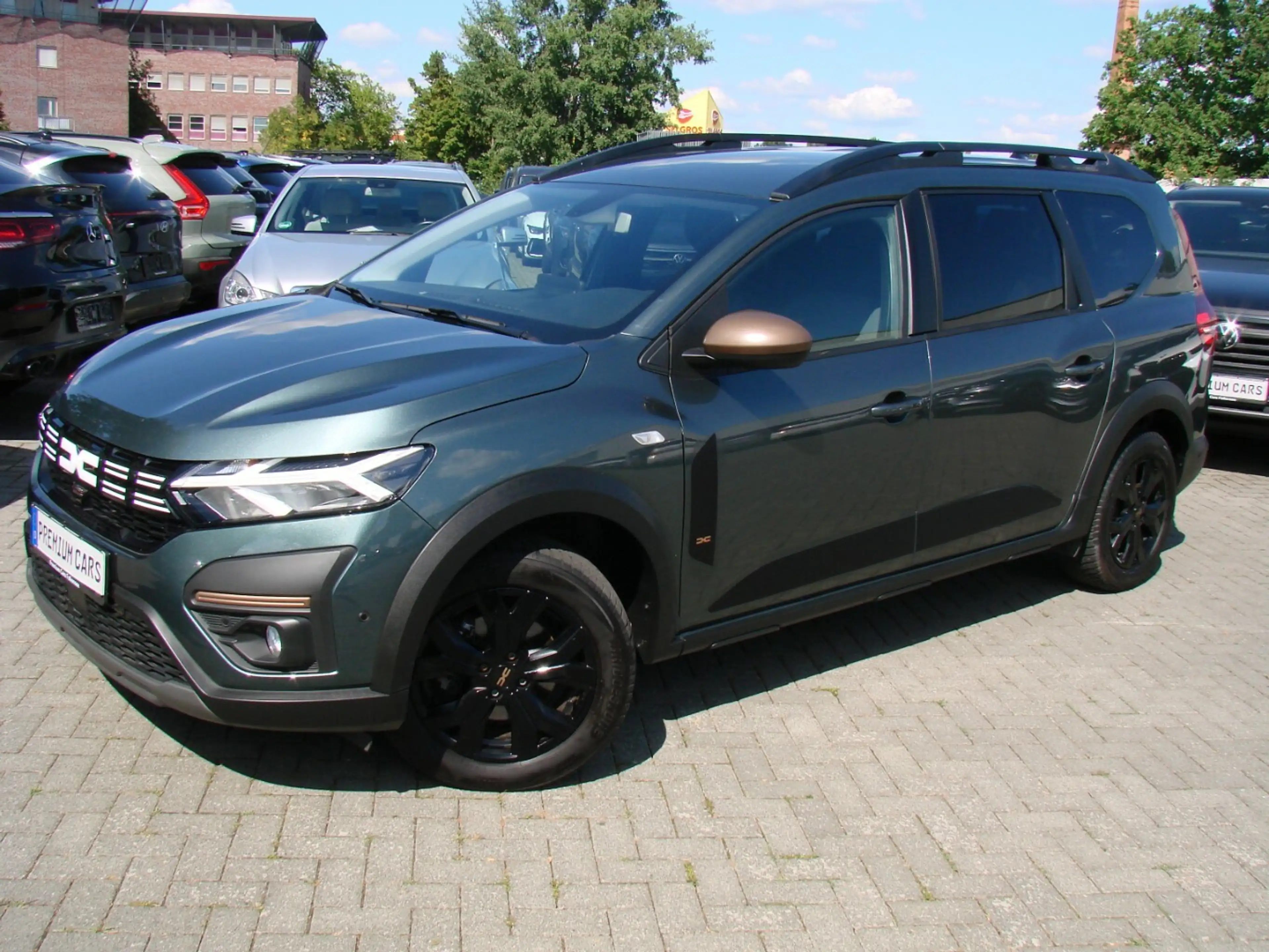 Dacia Jogger 1.6 SCE Hybrid Extreme LED AHK Tempomat Totwinkel — photo 8