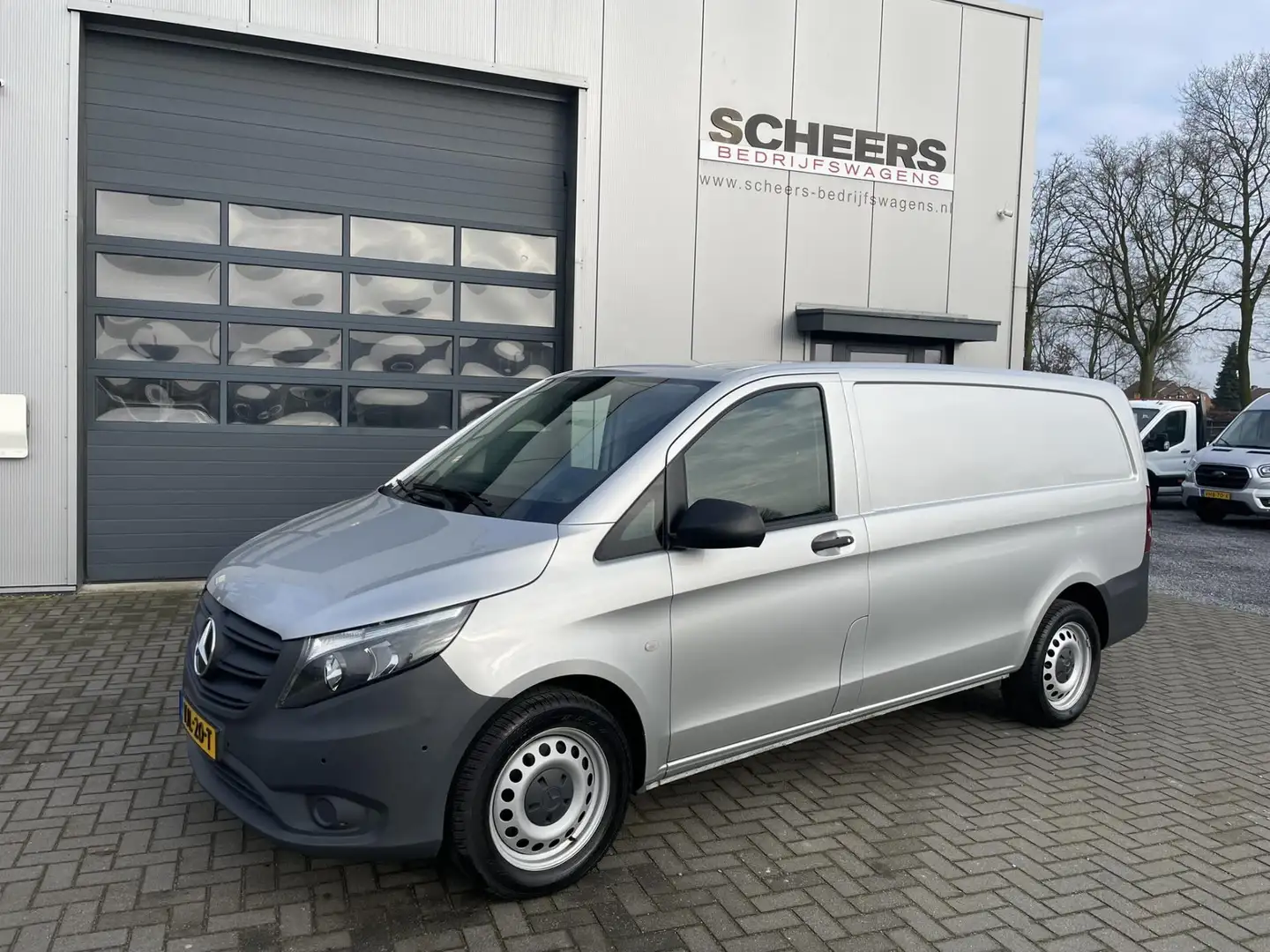 Mercedes-Benz Vito 114 CDI Aut. Lang Airco | Navigatie | Camera Grijs - 1