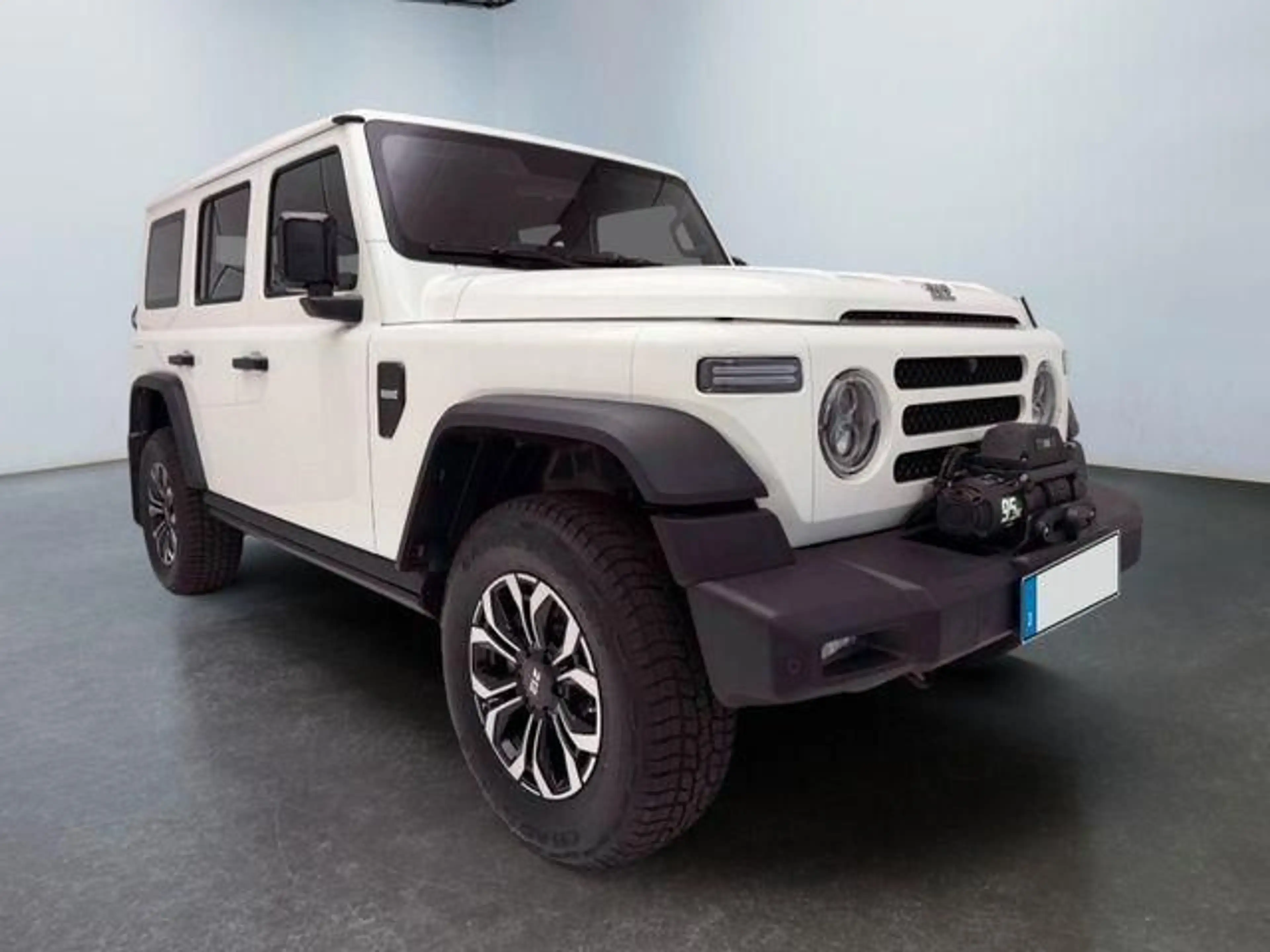 BAW 212 2.0L TCI 4WD 8 AT  Automatik  212 2.0L TCI 4 — photo 6