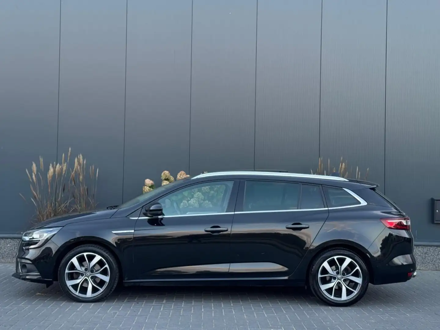 Renault Megane Estate 1.2 TCe Bose FULL PANO NAVI CAMERA LEDER LE Noir - 2