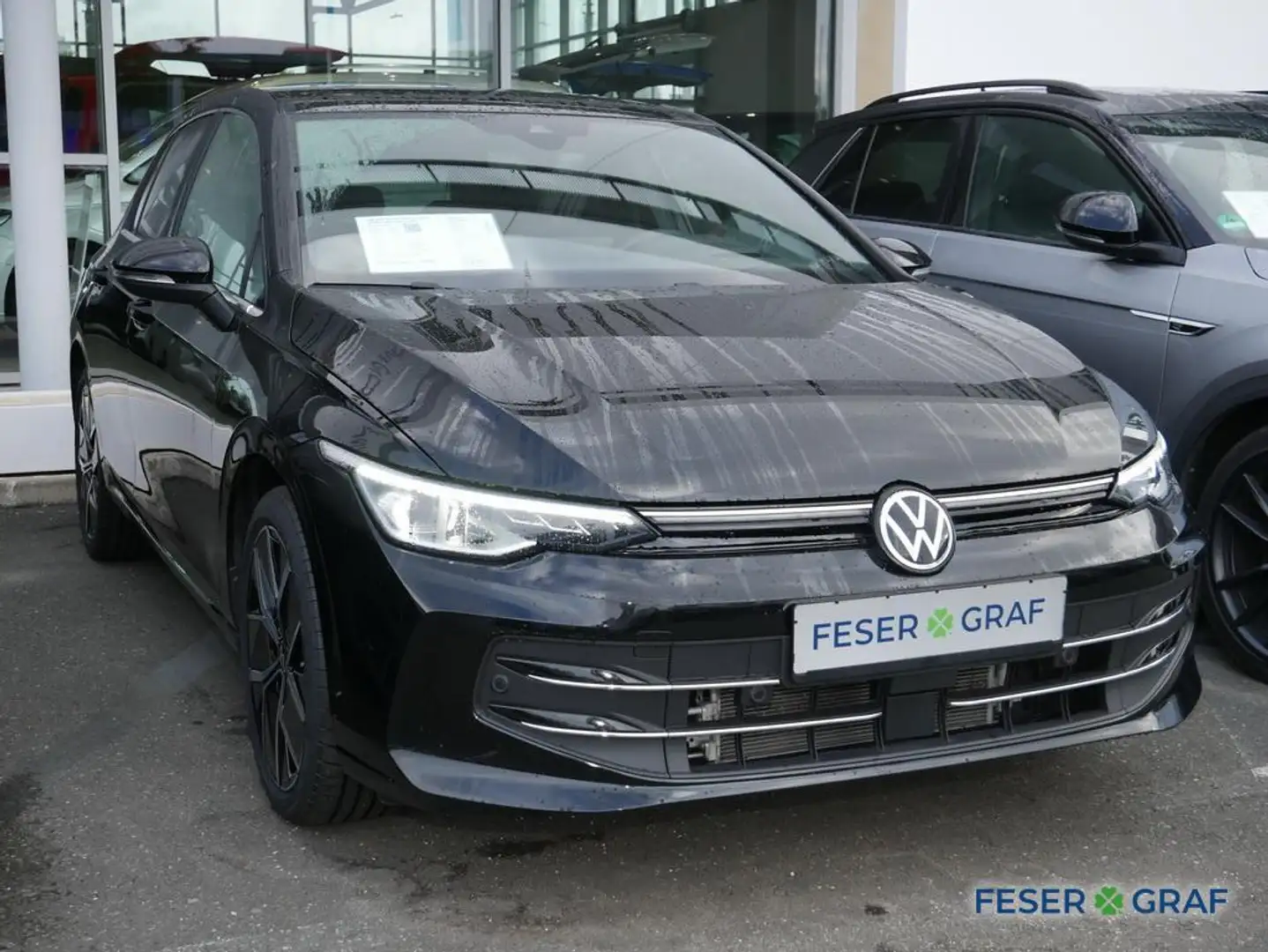 Volkswagen Golf VIII 50 Jahre 1.5eTSI 110kW DSG Pano HUD Schwarz - 2