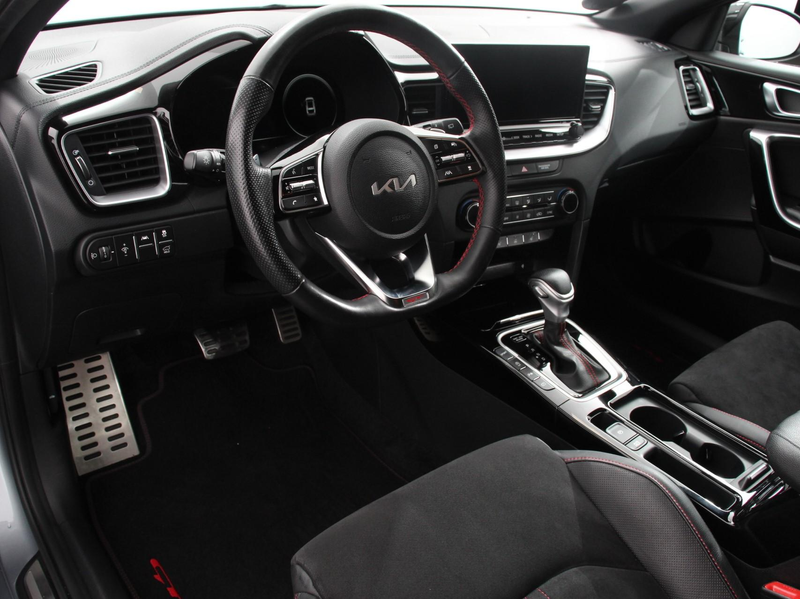 Kia ProCeed / pro_cee'd 1.6 T-GDi 204pk! Automaat GT Navigatie Apple CarPl — photo 2
