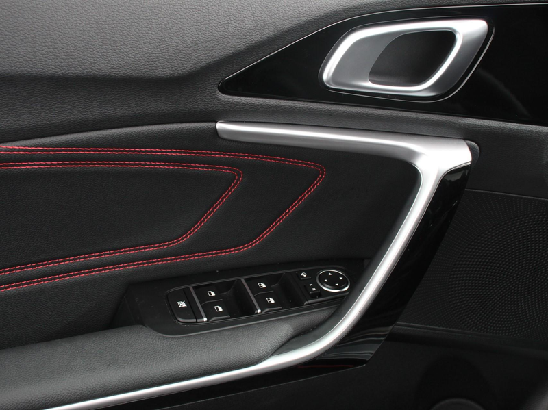 Kia ProCeed / pro_cee'd 1.6 T-GDi 204pk! Automaat GT Navigatie Apple CarPl — photo 13