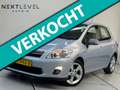 Toyota Auris 1.8 Full Hybrid Executive Navi Camera HalfLeder Blauw - thumbnail 1