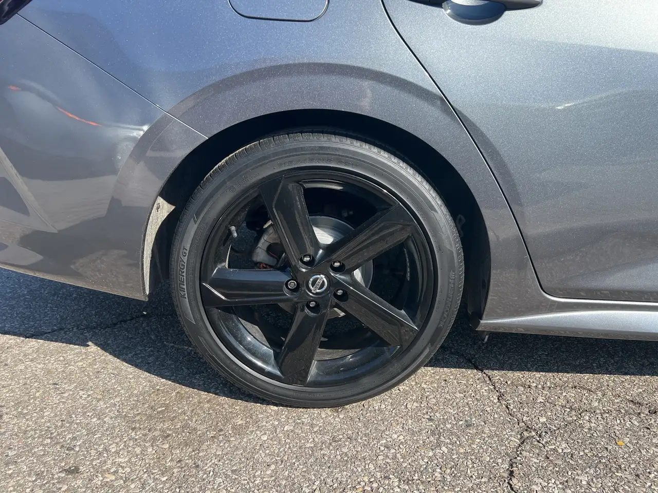 Nissan Sentra снимка Nissan Sentra