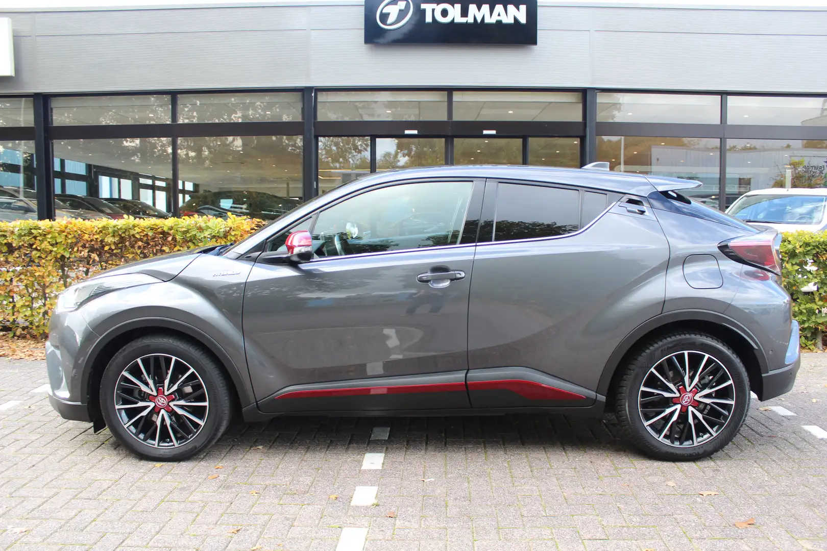 Toyota C-HR 1.8 Hybrid Executive | Rijklaar | Blind Spot | Hal Gris - 2
