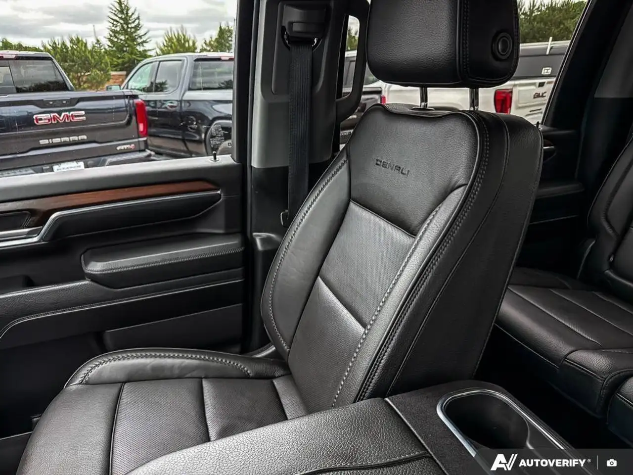 GMC Sierra 2500HD fotografie GMC Sierra 2500HD