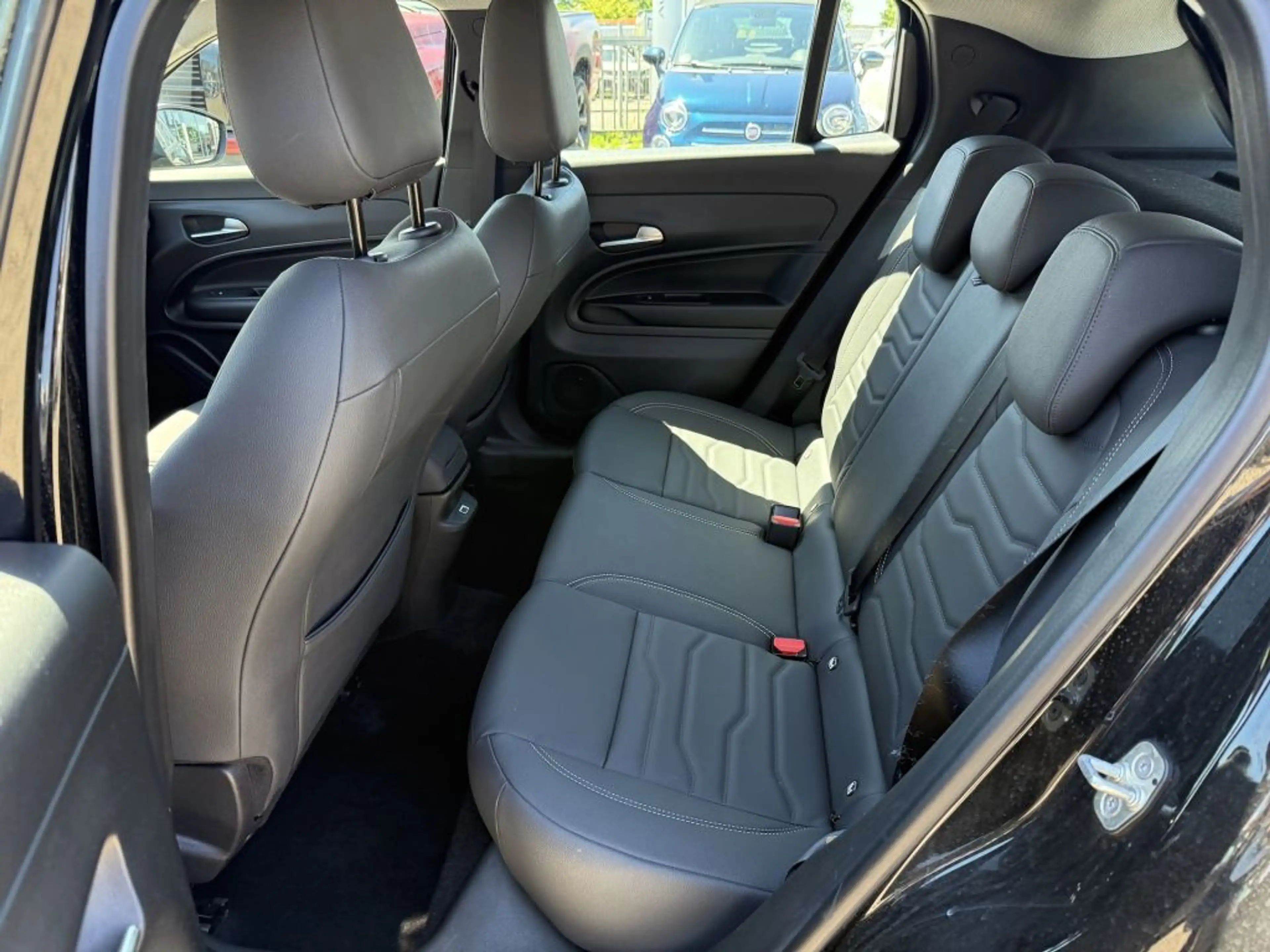 Jeep Avenger 1.2 GSE T3 Turbo-Benzin GDI Altitude — photo 13