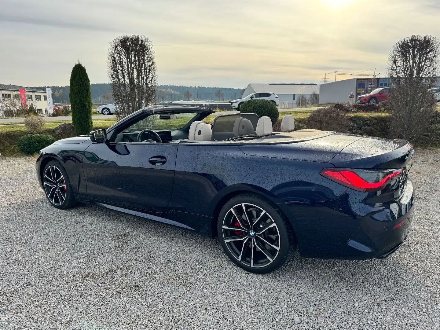 BMW M440i xDrive Cabrio M Sport Pro Paket LASER H/K Blau - 2