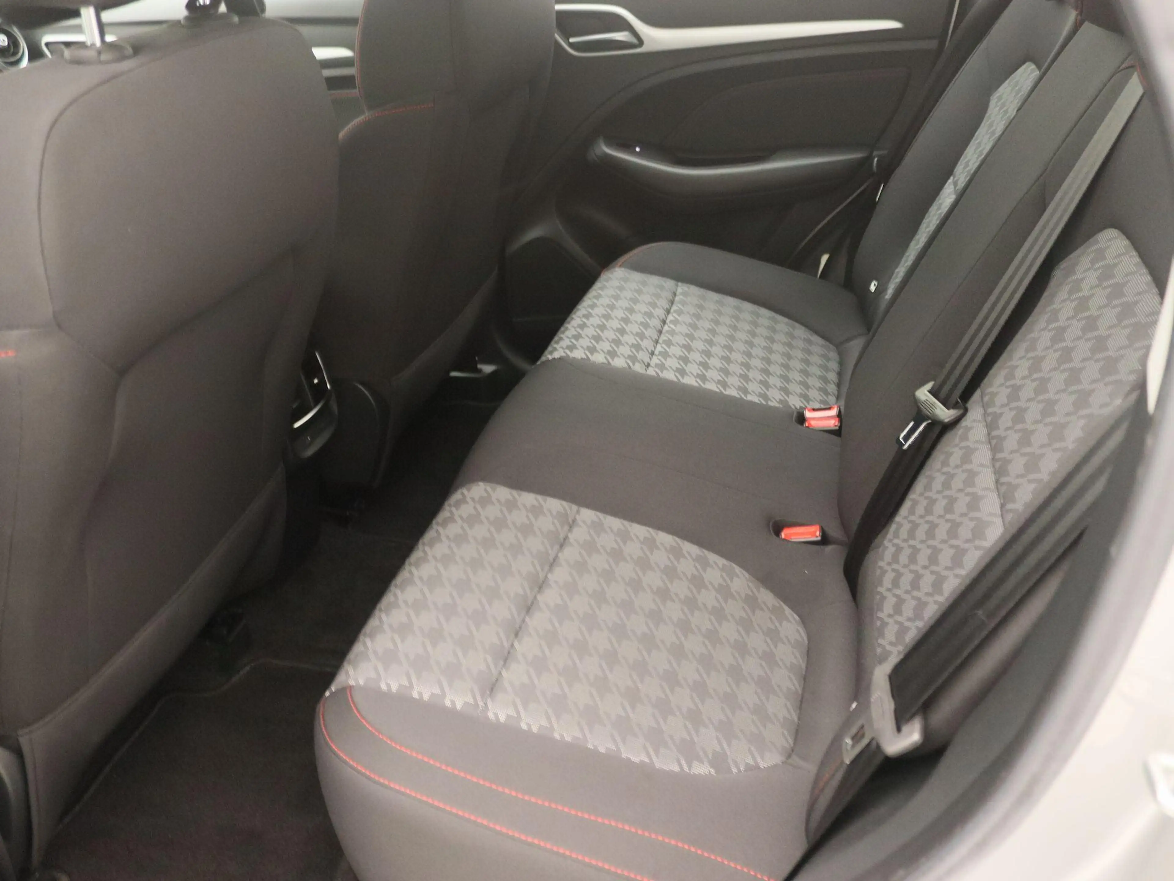 MG ZS EV Long Range Comfort 70 kWh | Apple Carplay/Andro — photo 12