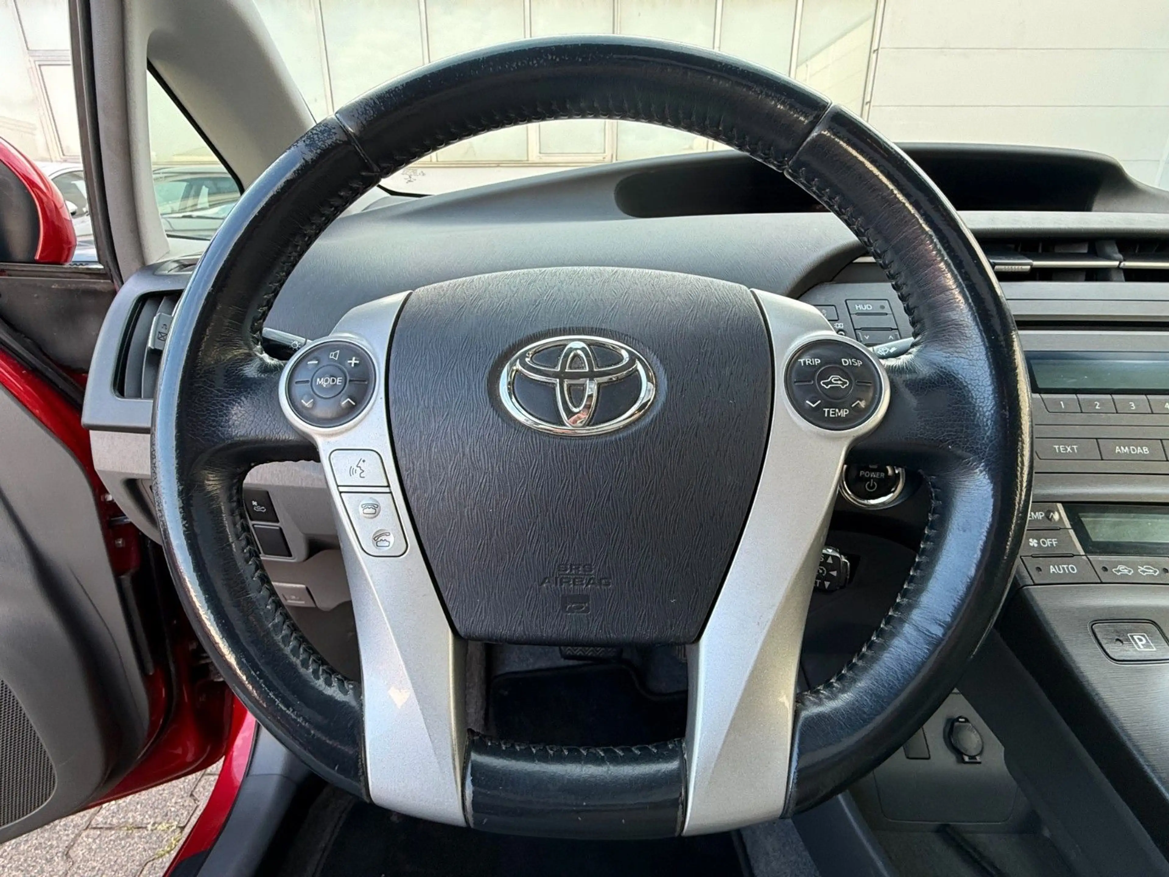 Toyota Prius Life SOLARDACH/PANO/KLIMA/PDC/8FACH — photo 7