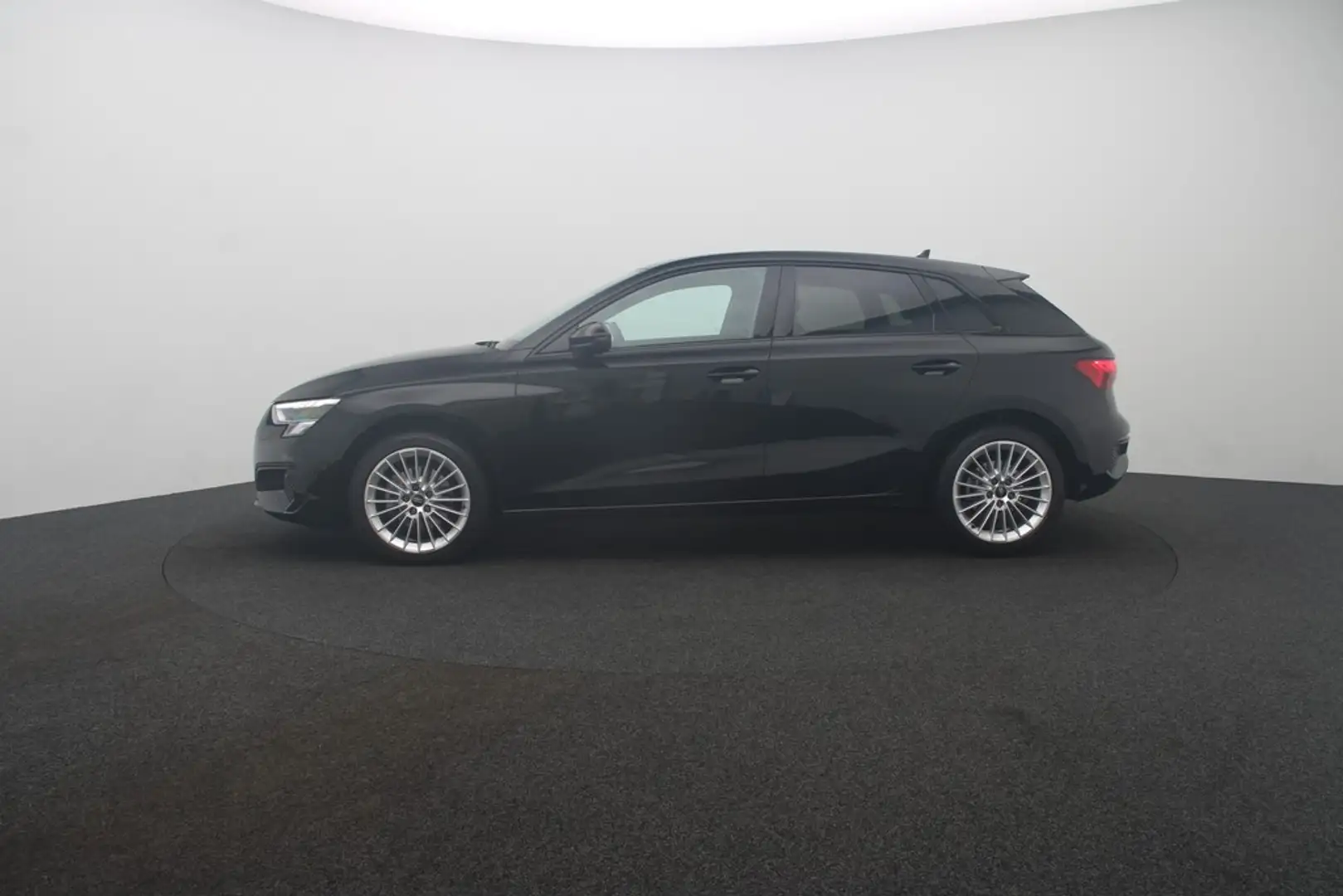 Audi A3 Sportback 35 TFSI . Virt.Cockpit LED Navi Schwarz - 2