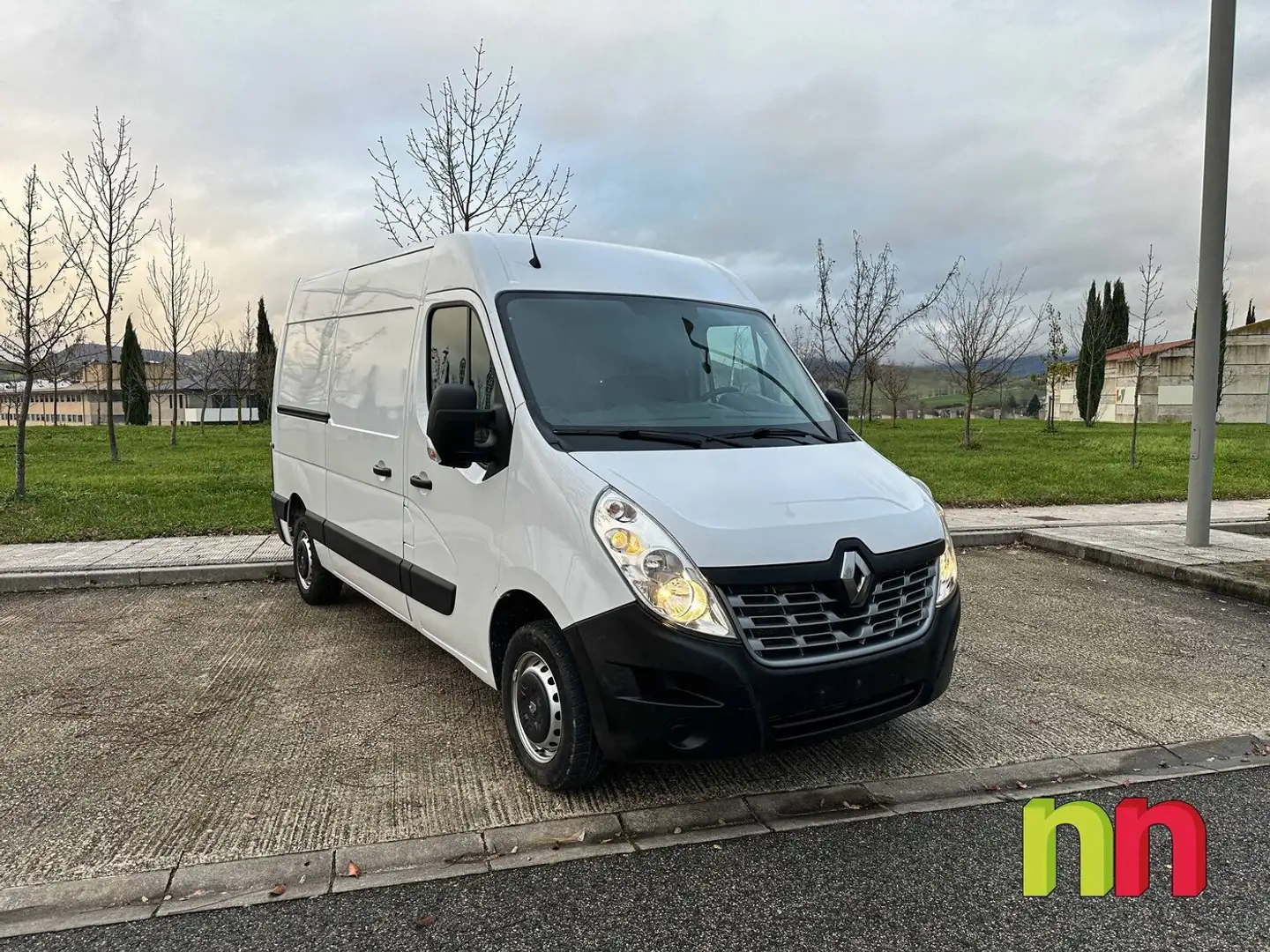 Renault Master Fg. dCi 96kW T L2H2 3500 Blanco - 2