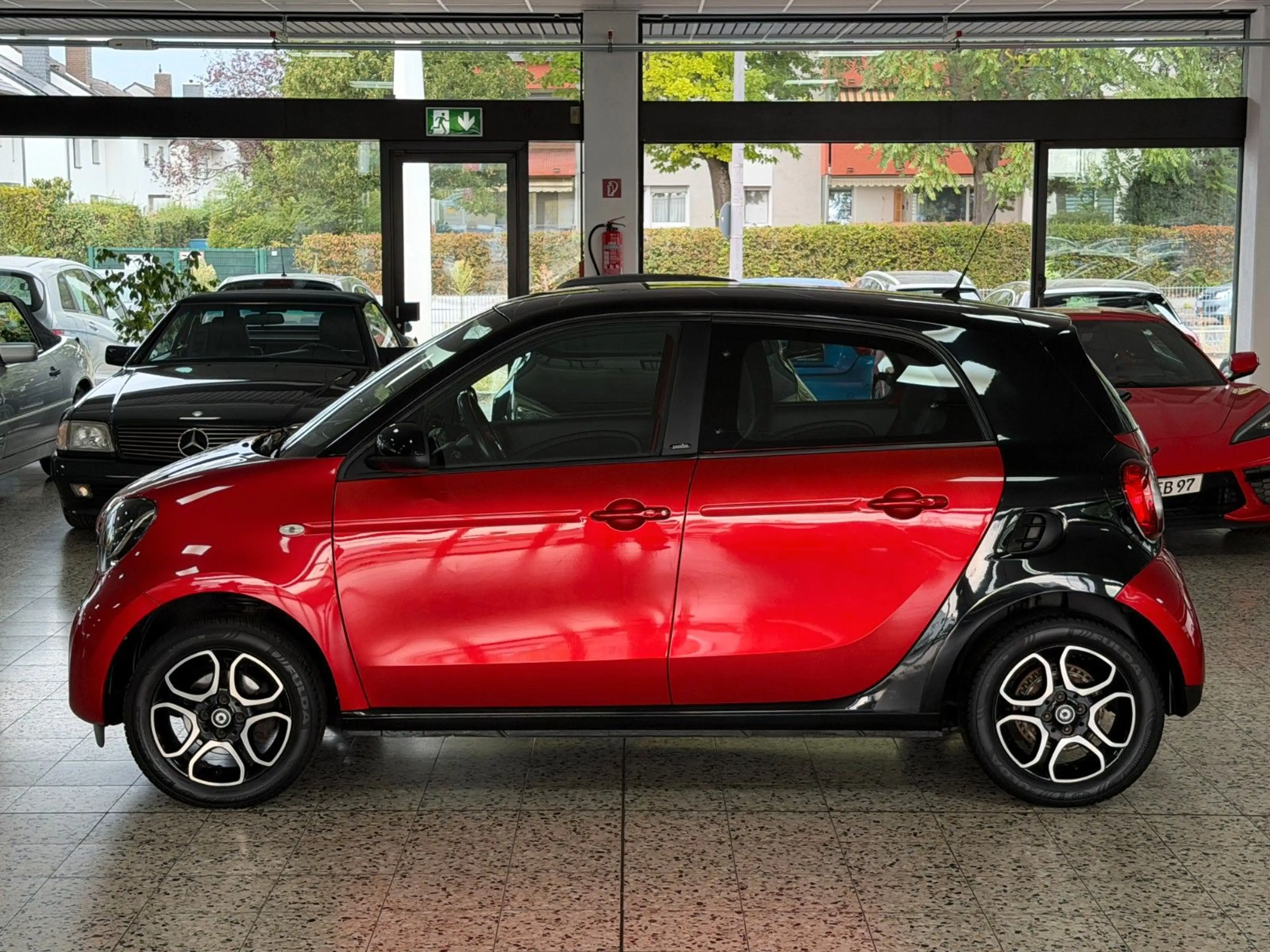 smart forFour Passion/Klimaautomatik/PDC/2.Hand — photo 6