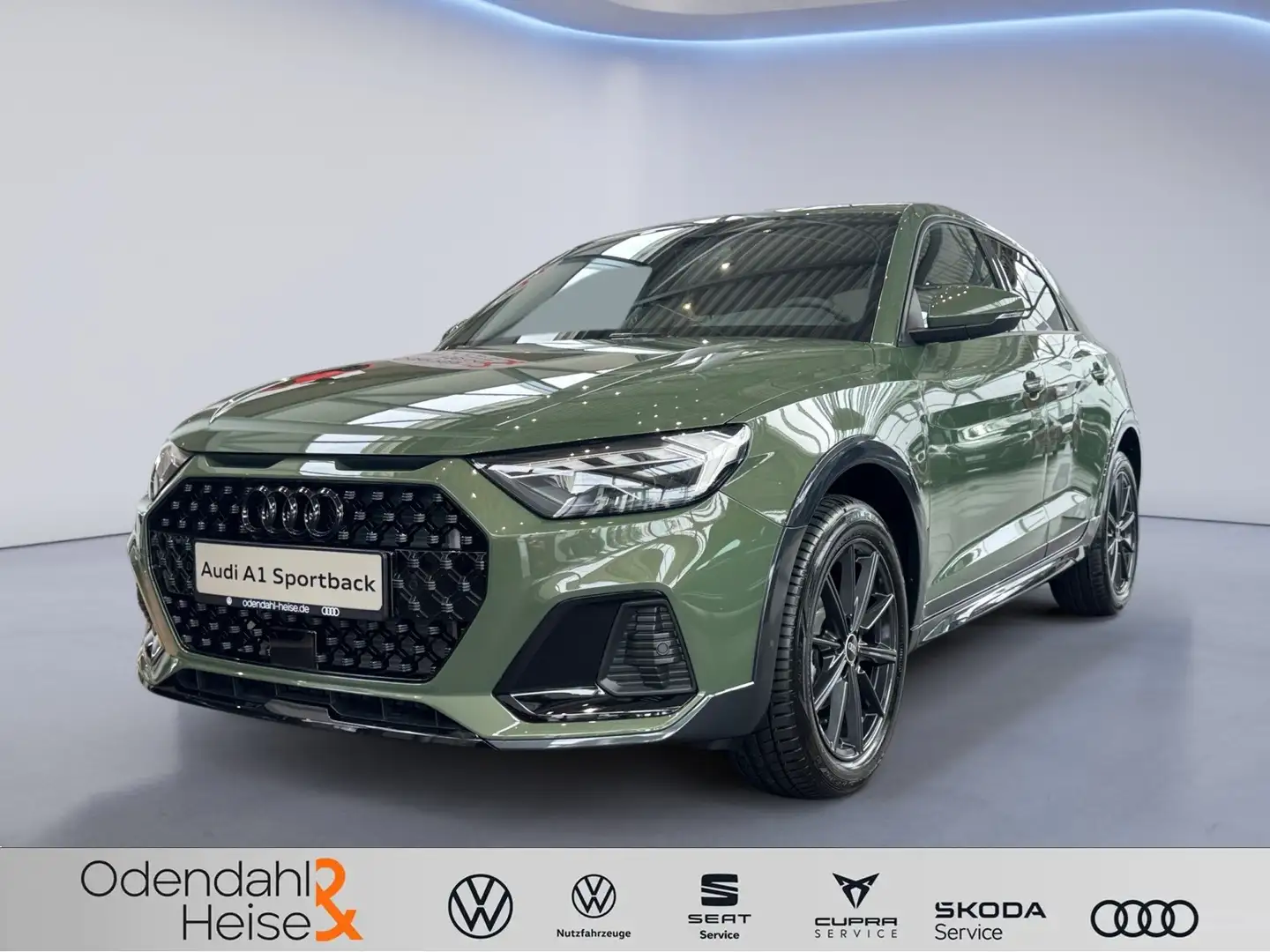 Audi A1 allstreet 35 TFSI 110(150) kW(PS) S tronic *Car Grün - 1