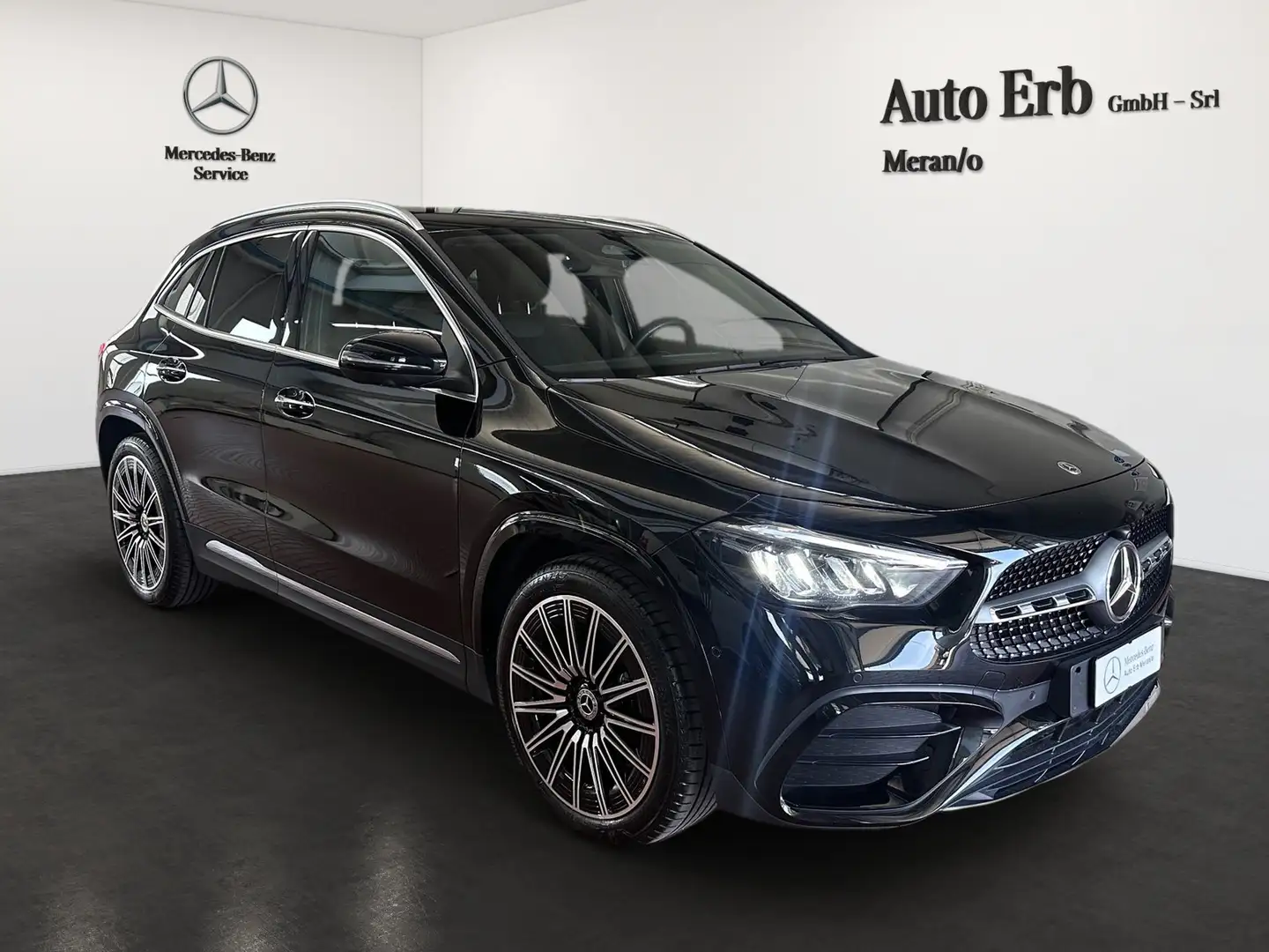 Mercedes-Benz GLA 200 GLA 200 Automatic AMG Line Premium Plus - AHK Nero - 2