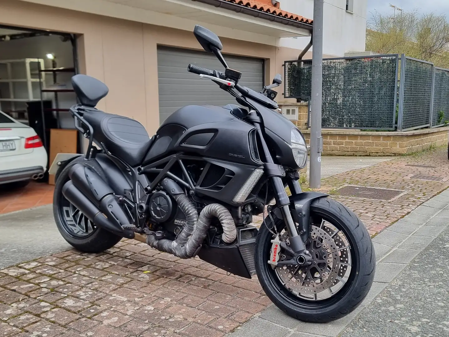 Ducati Diavel Dark ABS Negru - 2