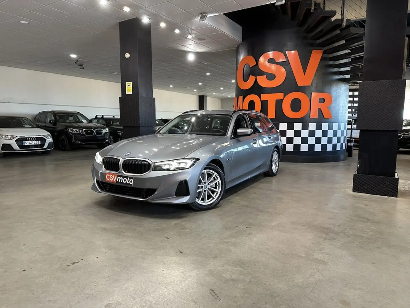 BMW 320 2.0 I 204 320E - 2