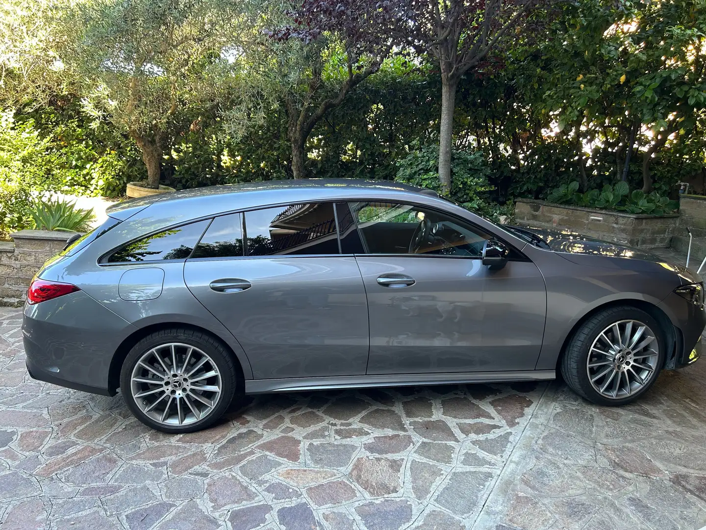 Mercedes-Benz CLA 250 e Plug in Automatic S.Brake - AMG Line Grigio - 1