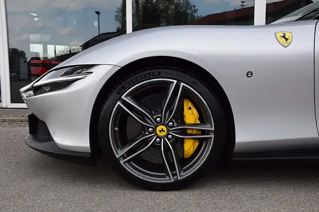 Ferrari Roma *ADAS*Carbon LED*Kamera* Ansicht 14