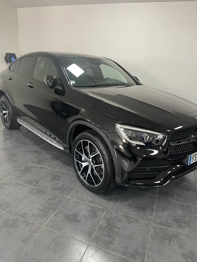 Mercedes-Benz GLC 300 Coupé e 9G-Tronic 4Matic AMG Line - 1