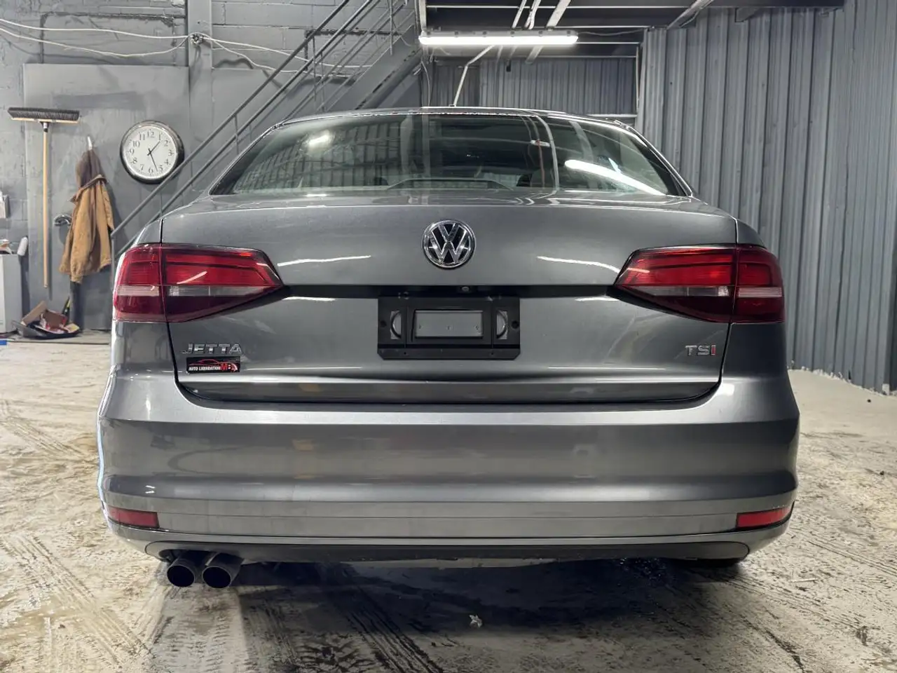 Volkswagen Jetta снимка Volkswagen Jetta