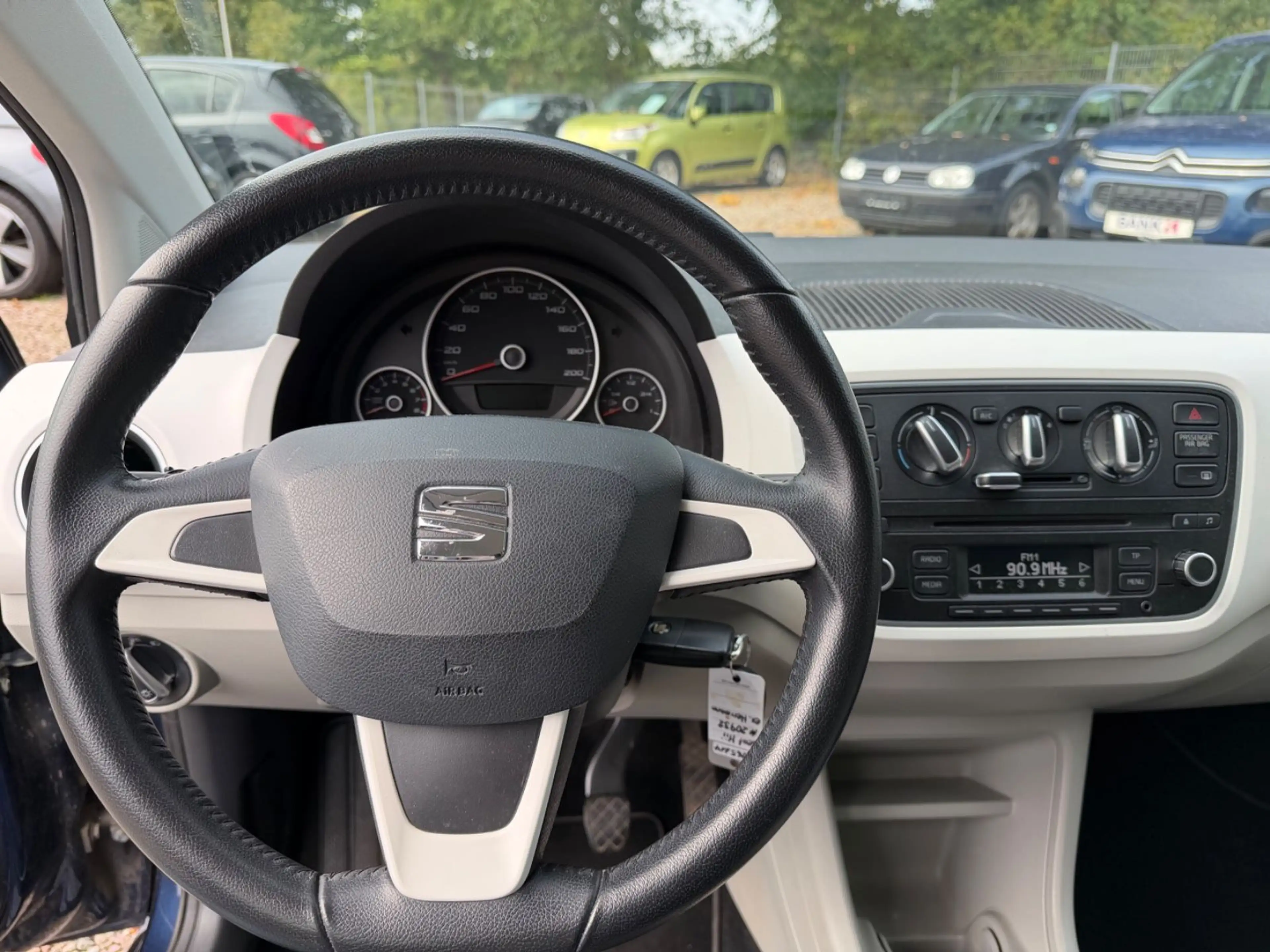 SEAT Mii 1.0 44kW Ecomotive SUN — photo 10