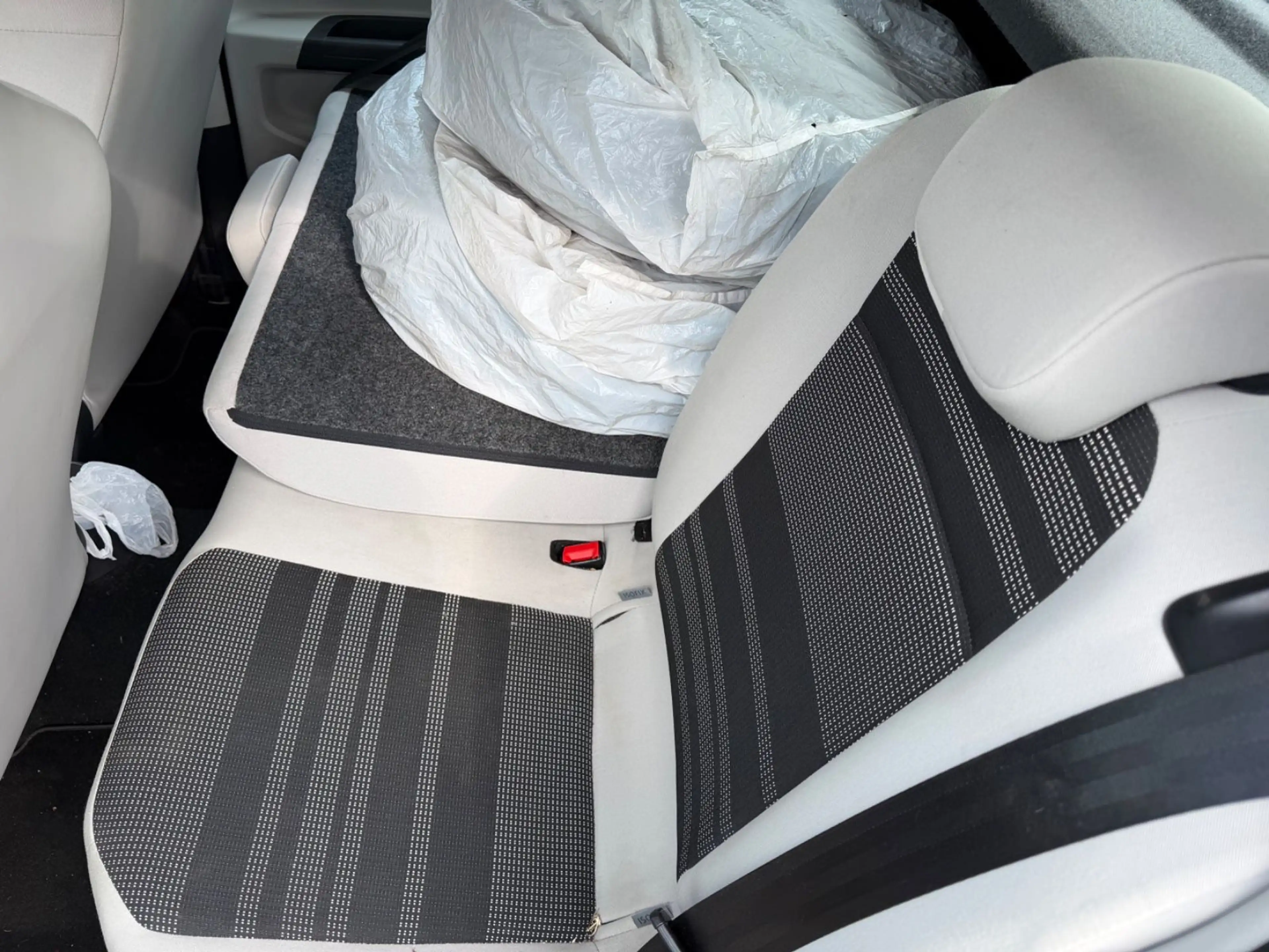SEAT Mii 1.0 44kW Ecomotive SUN — photo 14