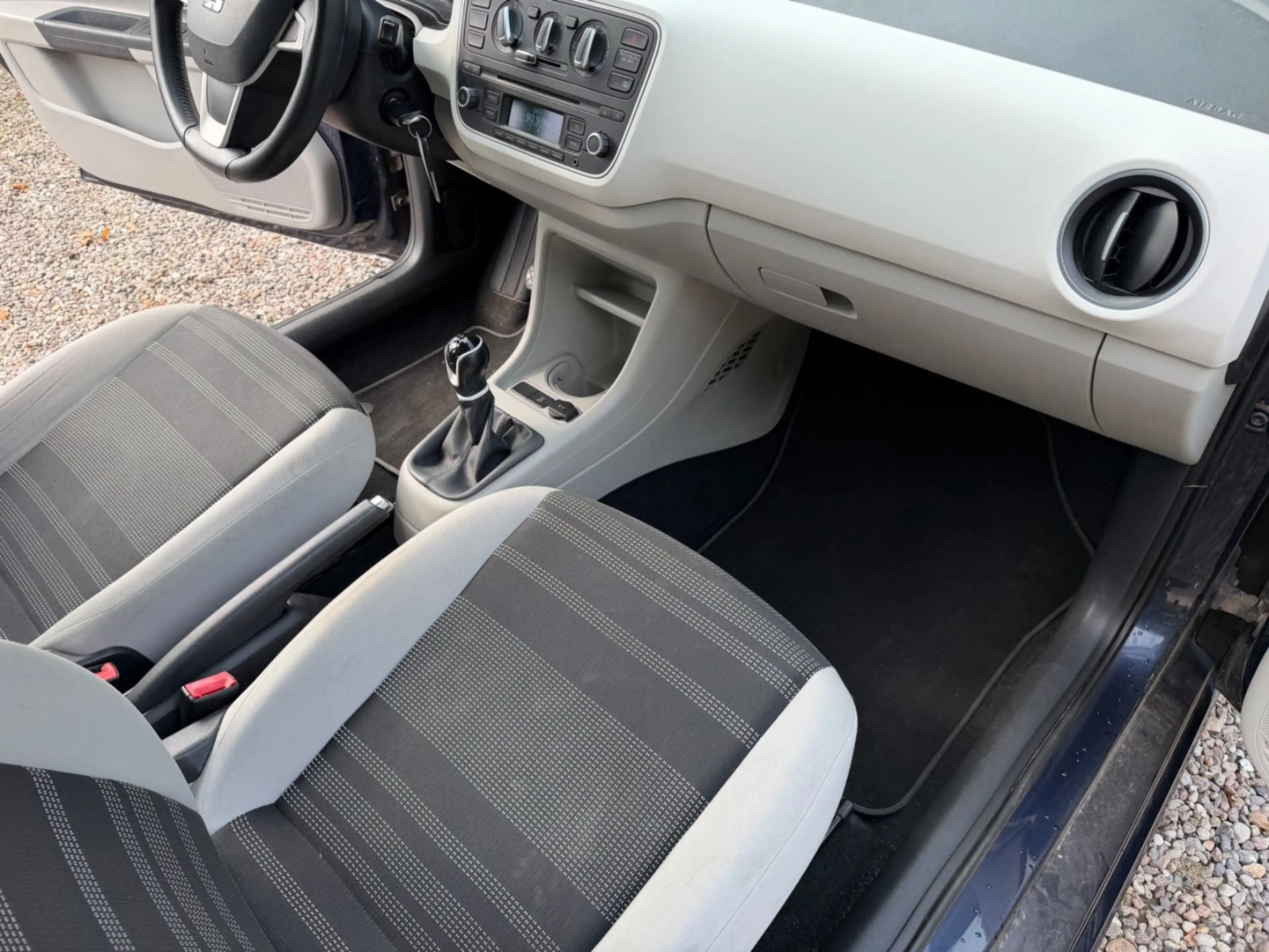 SEAT Mii 1.0 44kW Ecomotive SUN — photo 12