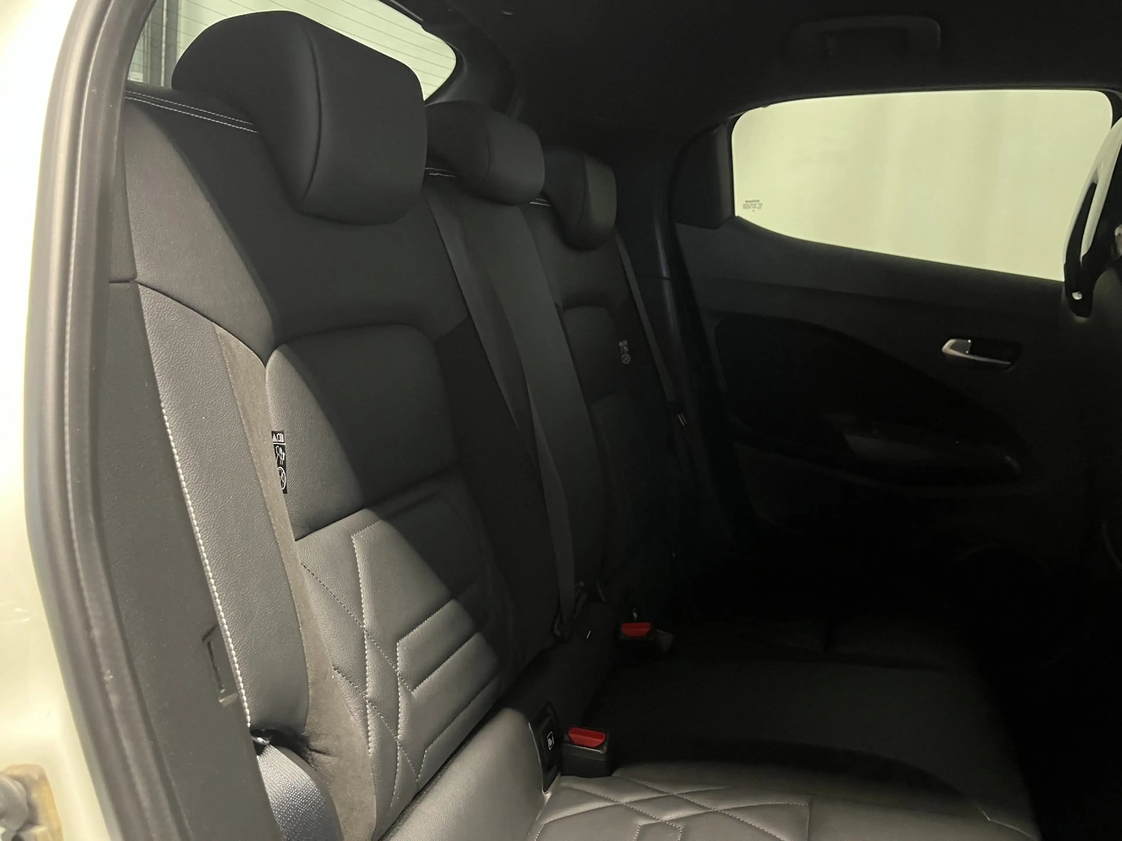 Nissan Juke 1.0 DIG-T N-Design SCHADEAUTO!! — photo 15