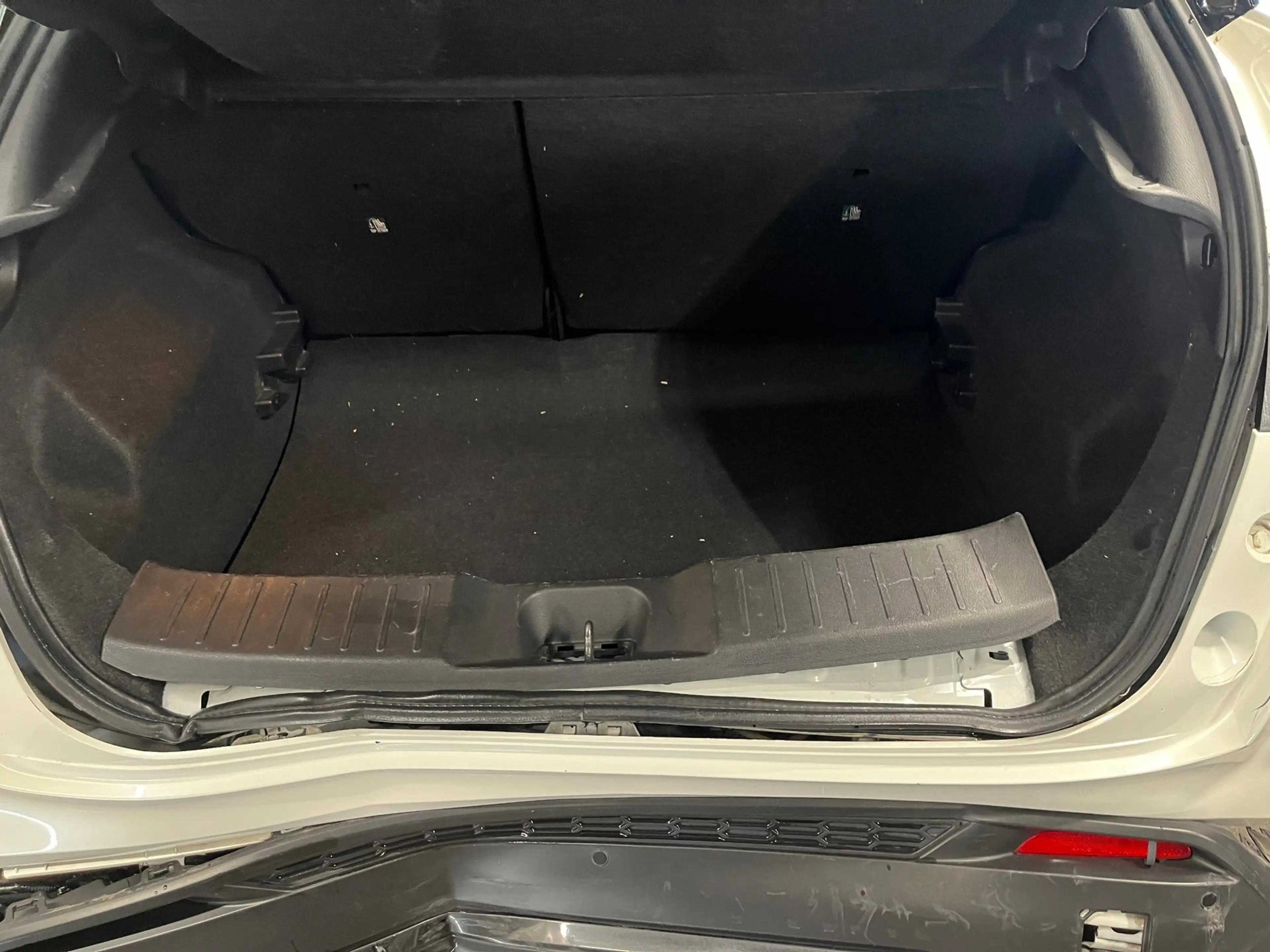 Nissan Juke 1.0 DIG-T N-Design SCHADEAUTO!! — photo 10