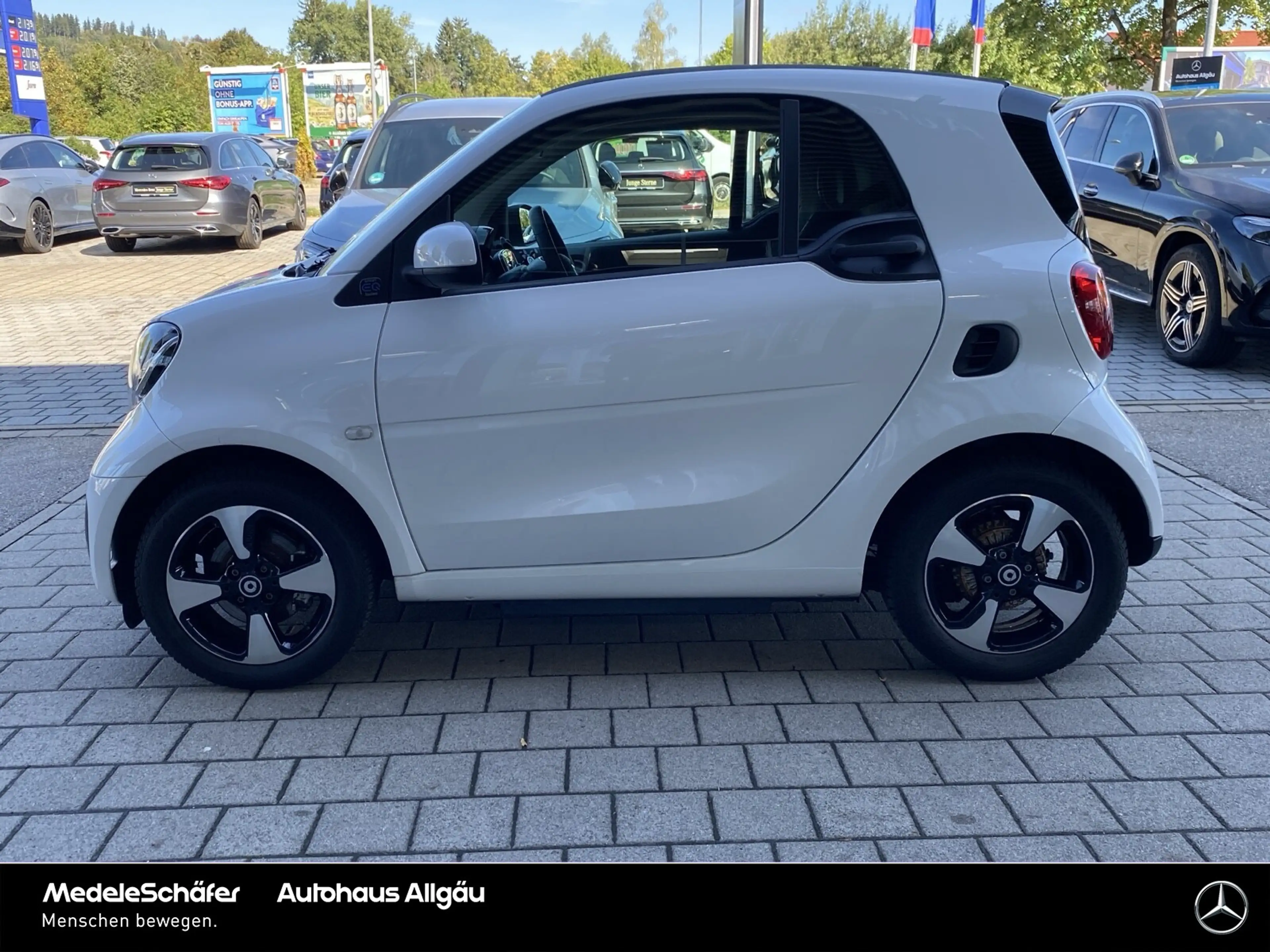 smart forTwo EQ fortwo coupe 22kW Lader Sitzheizung PTS Hinten — photo 10