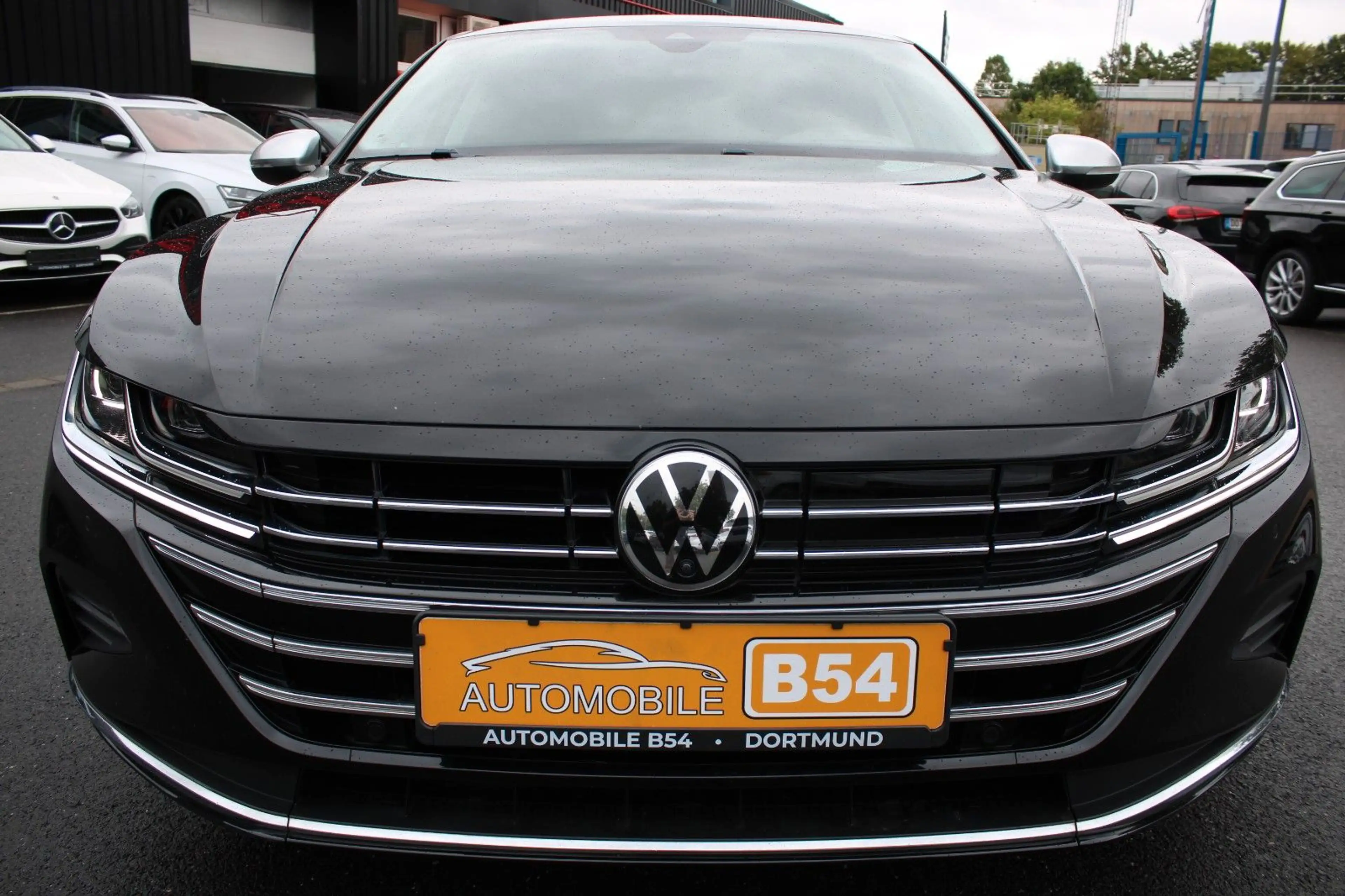 Volkswagen Arteon Shooting Brake Elegance eHybrid/1 HAND/ — photo 12