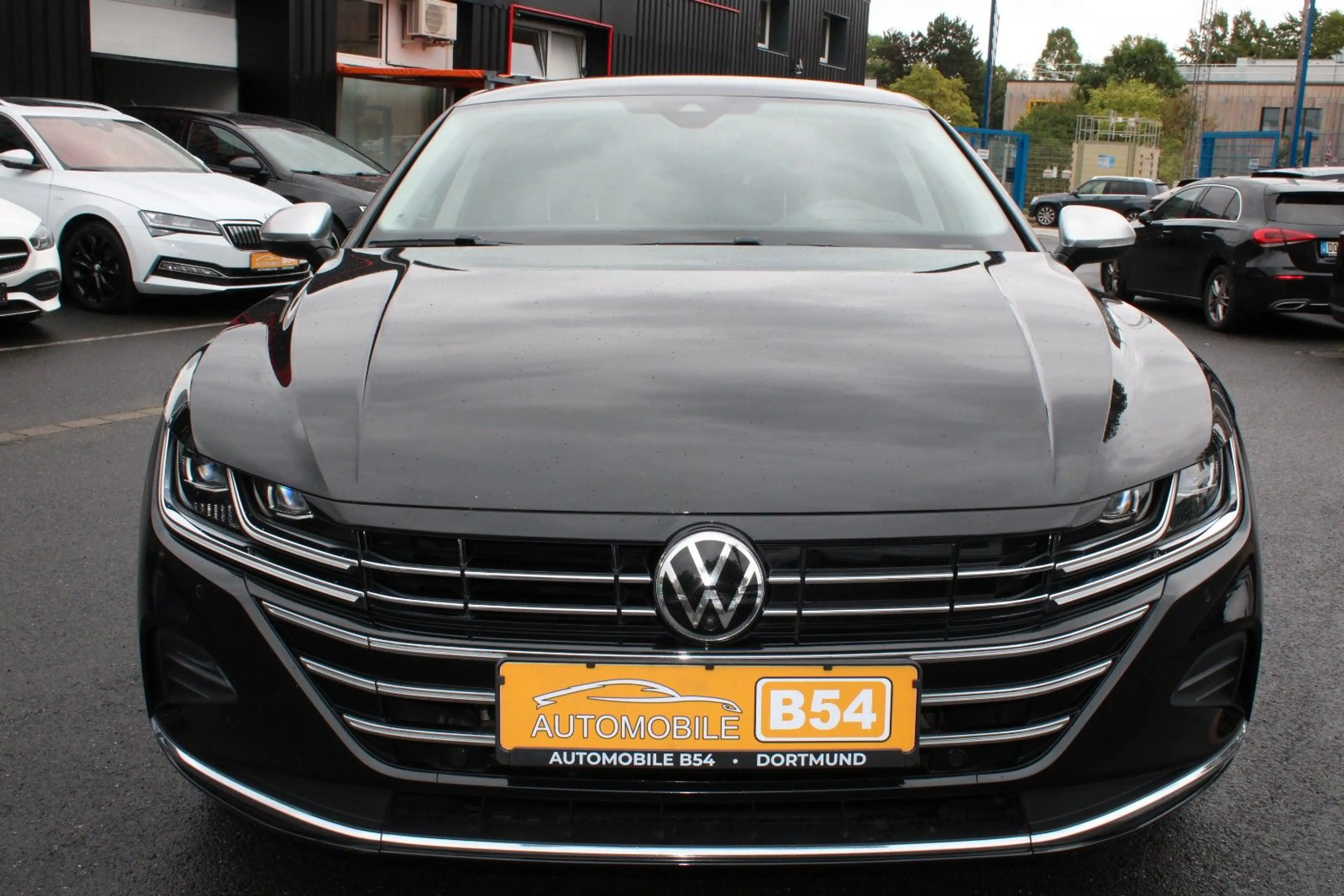 Volkswagen Arteon Shooting Brake Elegance eHybrid/1 HAND/ — photo 2
