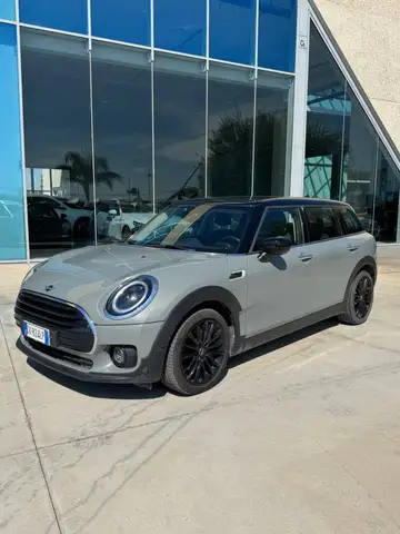 MINI Cooper D Clubman 2.0 150CV Yours auto - possibilità noleggio no scoring