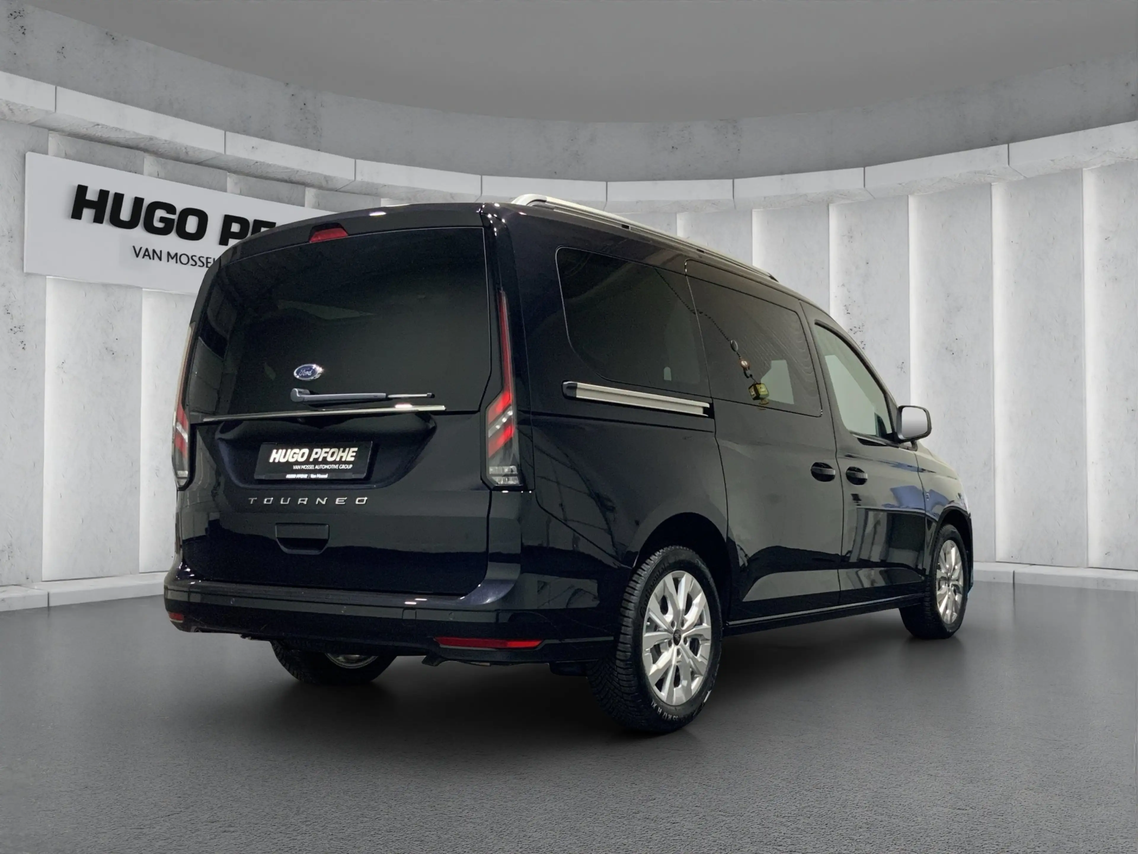 Ford Grand Tourneo Connect L2 Titanium 1.5 EcoBoost 85kW Automatik Va — photo 5