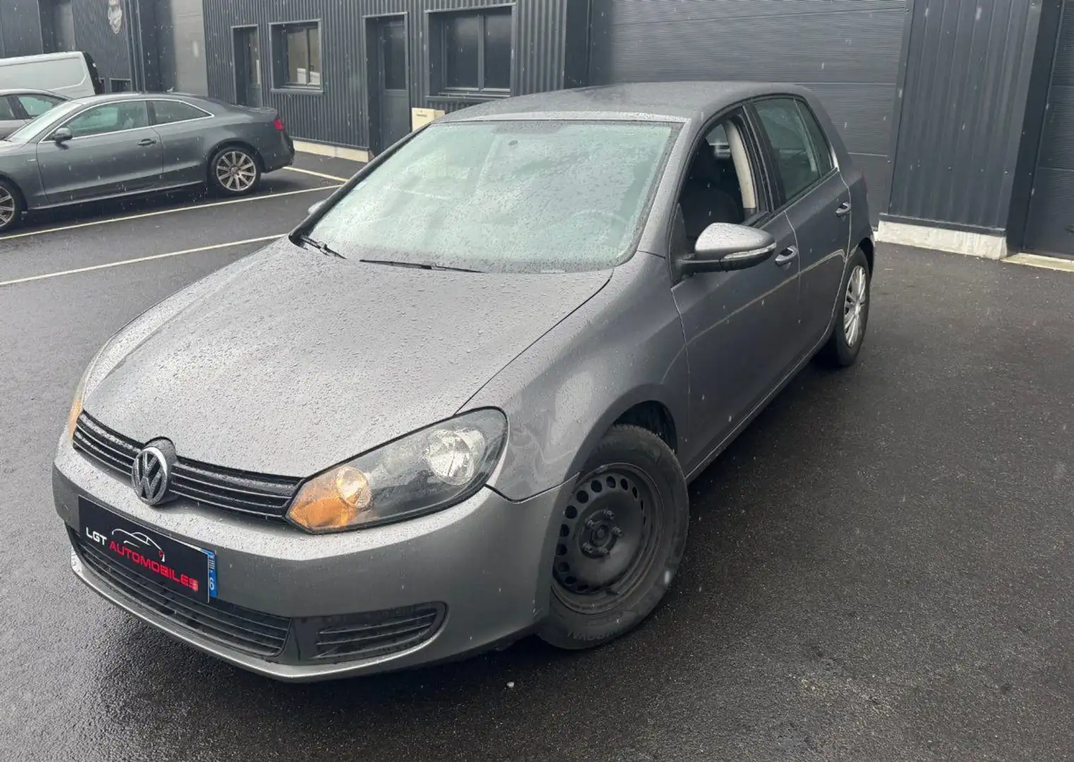 Volkswagen Golf VI 1.6 TDI 105 FAP Confortline 5p Grau - 2