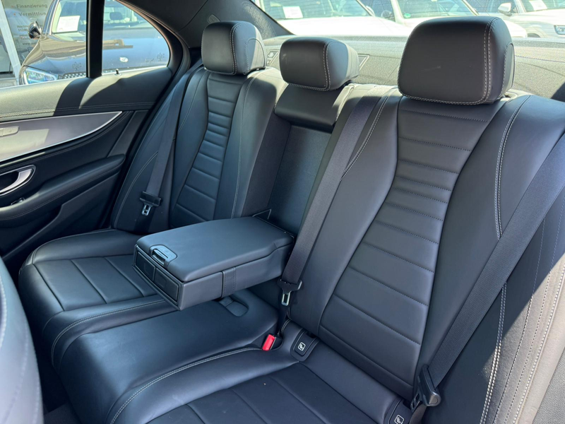 Mercedes-Benz E 400 d 4Matic AMG Line BURMESTER DTR+ MEMORY WS — photo 10